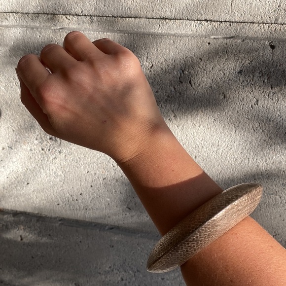 Maria Rivolta “Woven” Bangle - Picture 7 of 9